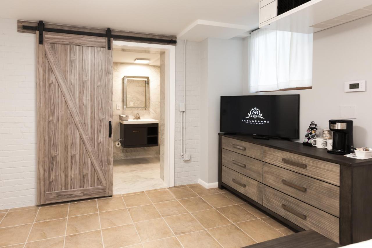 Skylaranna Resort & Spa Hendersonville Luaran gambar