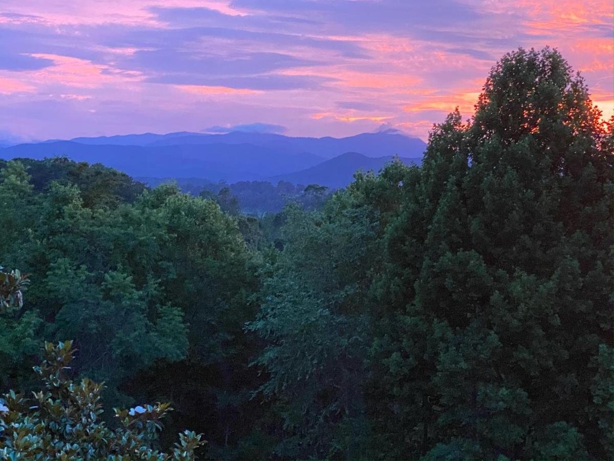 Skylaranna Resort & Spa Hendersonville Luaran gambar