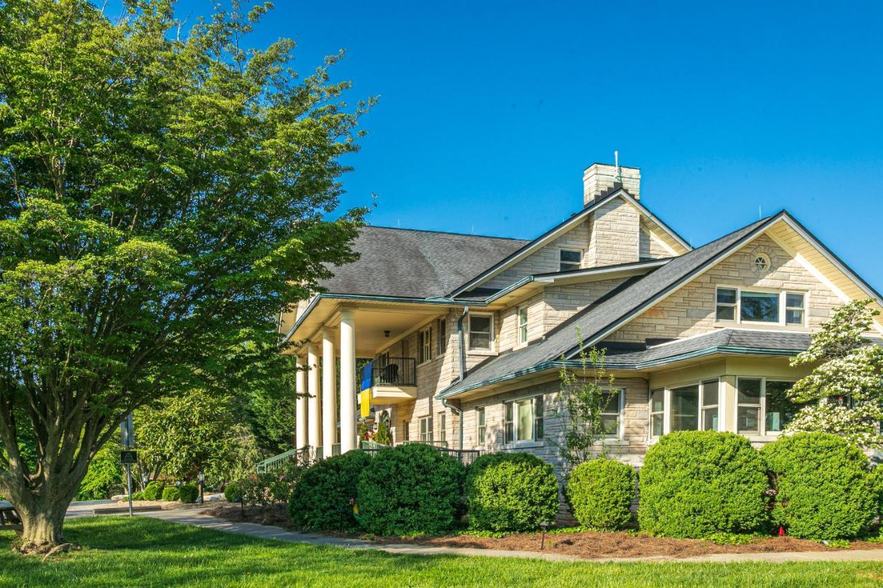 Skylaranna Resort & Spa Hendersonville Luaran gambar