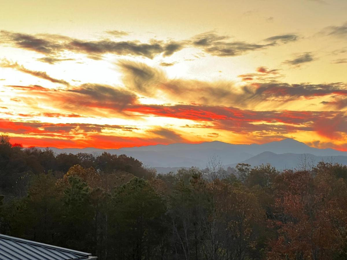 Skylaranna Resort & Spa Hendersonville Luaran gambar