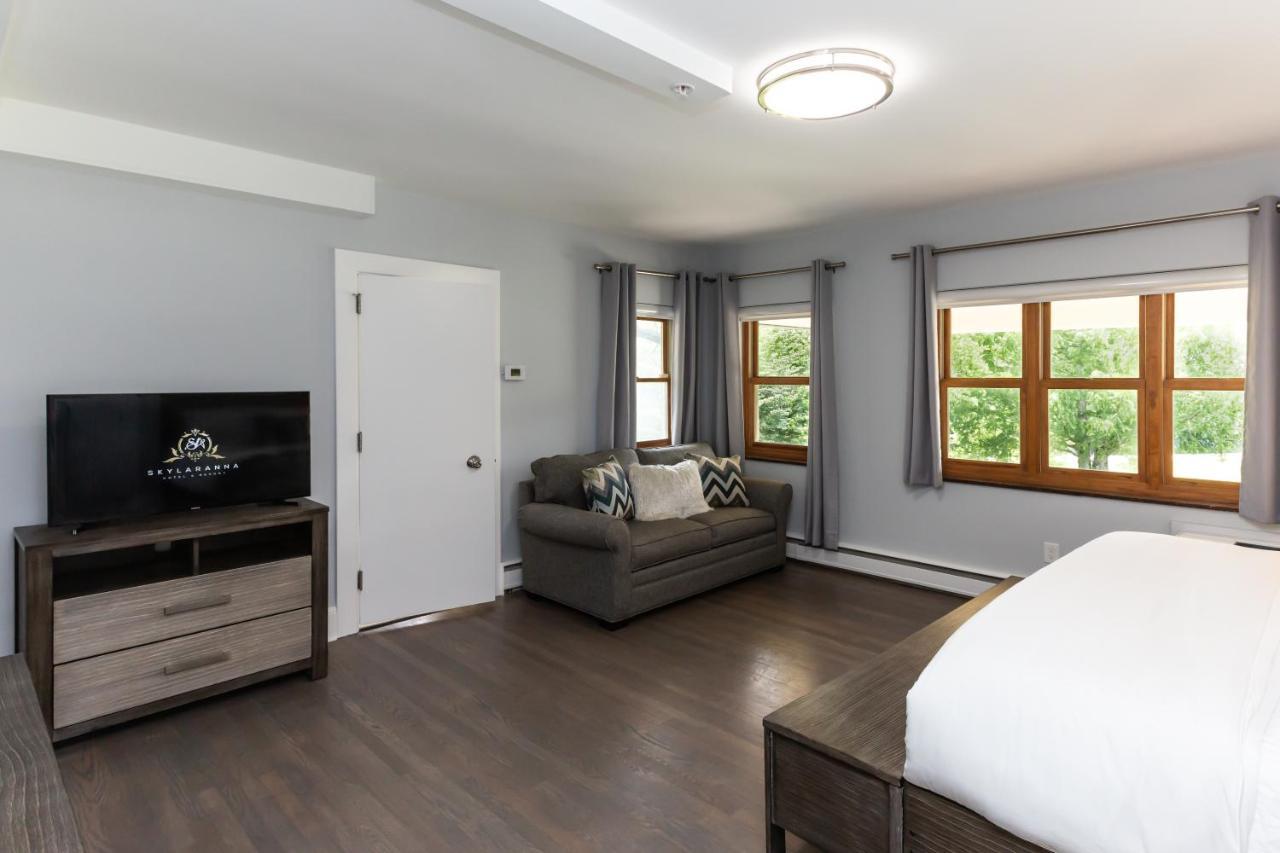 Skylaranna Resort & Spa Hendersonville Luaran gambar